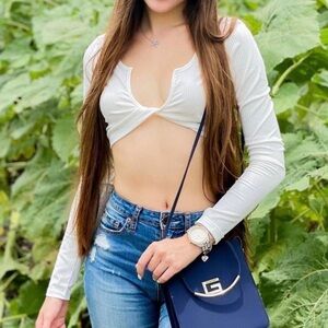 White twist crop top